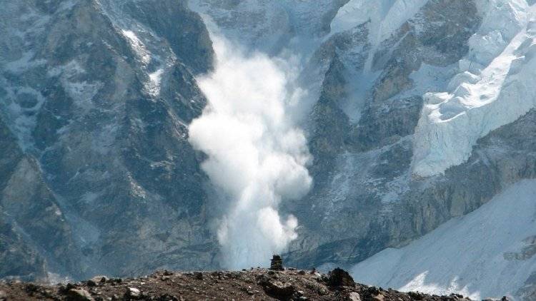 Группа туристов погибла в Италии при сходе лавины