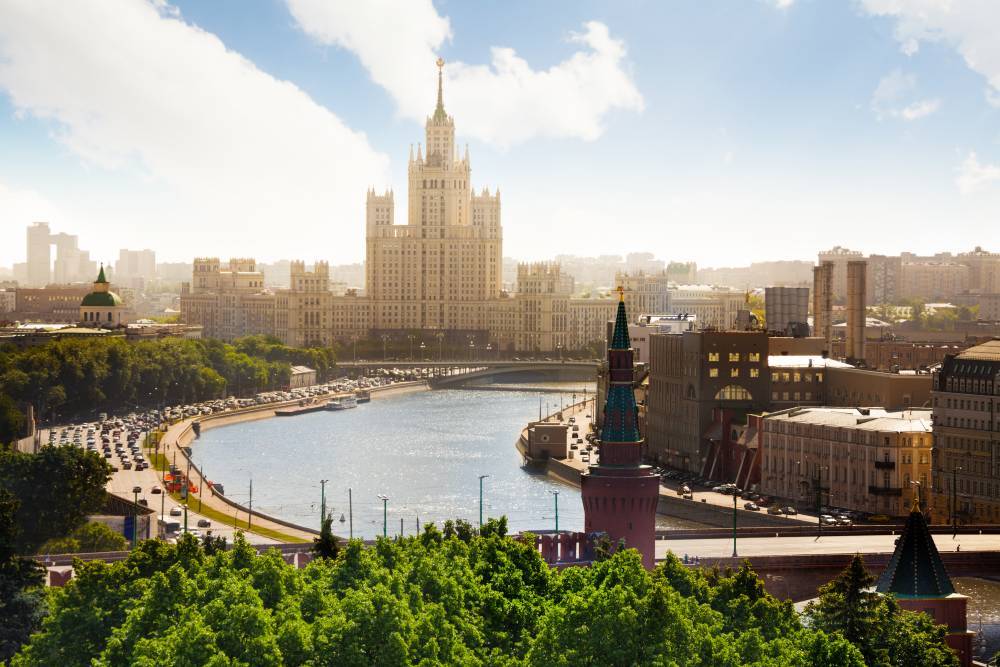 В Москве в связи с праздниками изменятся маршруты автобусов в центре