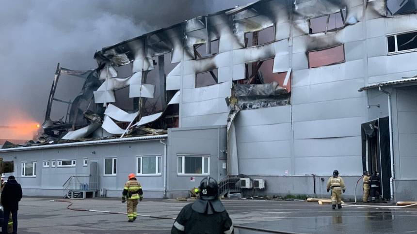 Предположительно склад Али-экспресс сгорел в Жуковском — видео