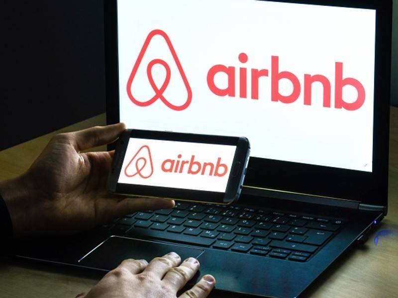 Airbnb запретила аренду домов для вечеринок после стрельбы&nbsp;в США