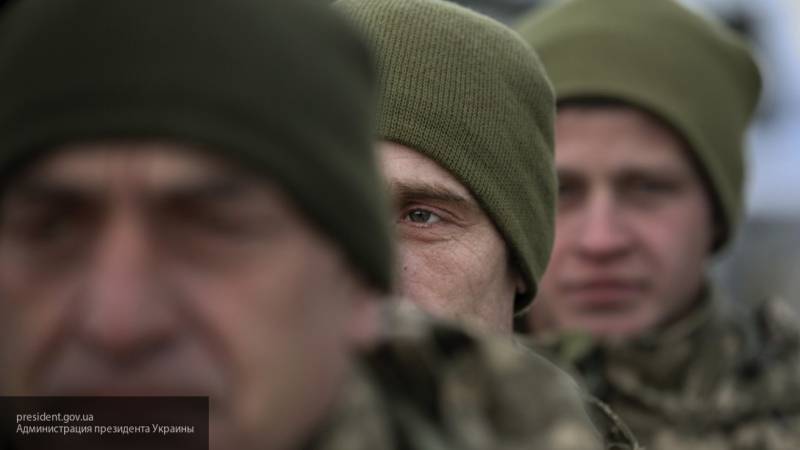Украинские националисты накануне разведения сил в Донбассе планируют авиаудар по ВСУ