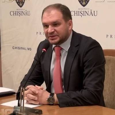 Ион Чебан побеждает во втором туре выборов мэра Кишинева