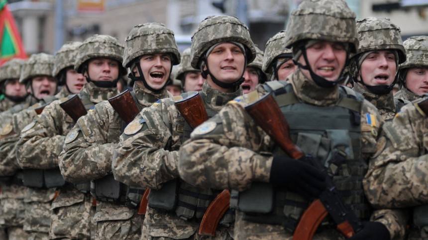 Украинский военнослужащий шокировал сеть, показав, как кормят в ВСУ