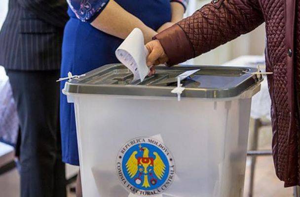 В Молдавии второй тур местных выборов, активность избирателей низкая