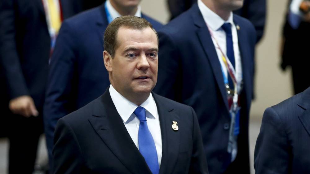 Медведев поздравил граждан России с&nbsp;Днем народного единства