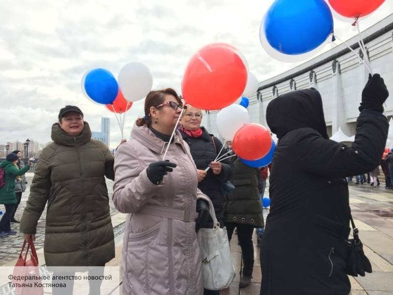 Жители Красноярска в День народного единства увидят светомузыкальное шоу