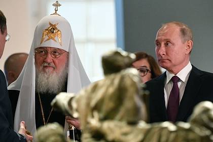 Путин и патриарх Кирилл осмотрели выставку «Память поколений»