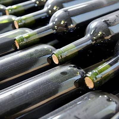 12 бутылок французского вина отправят на Международную космическую станцию