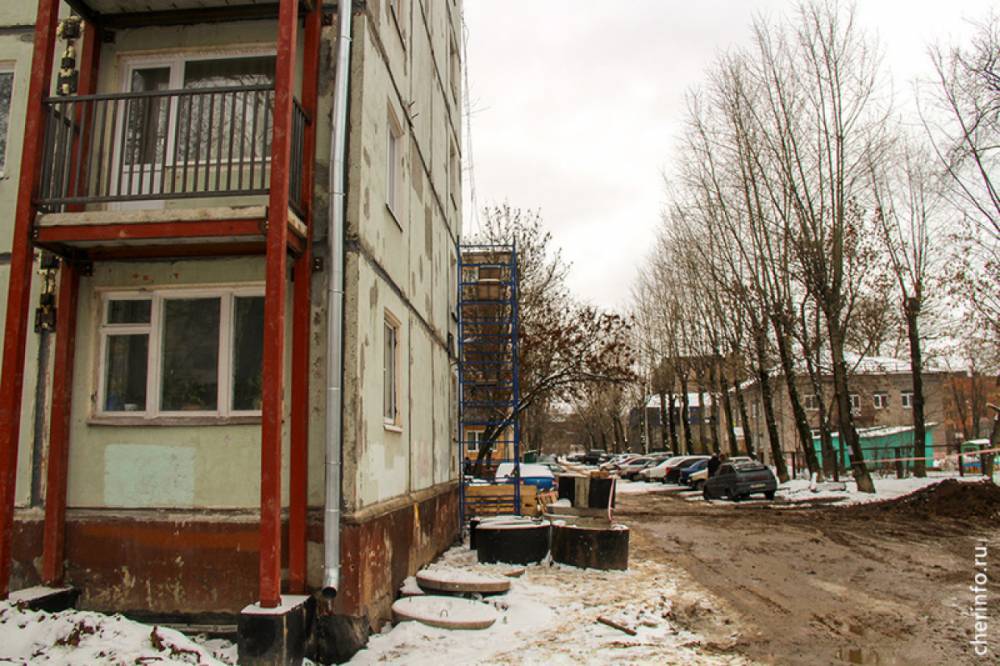 Ремонт хрущевки на Строителей в Череповце закончат до конца года