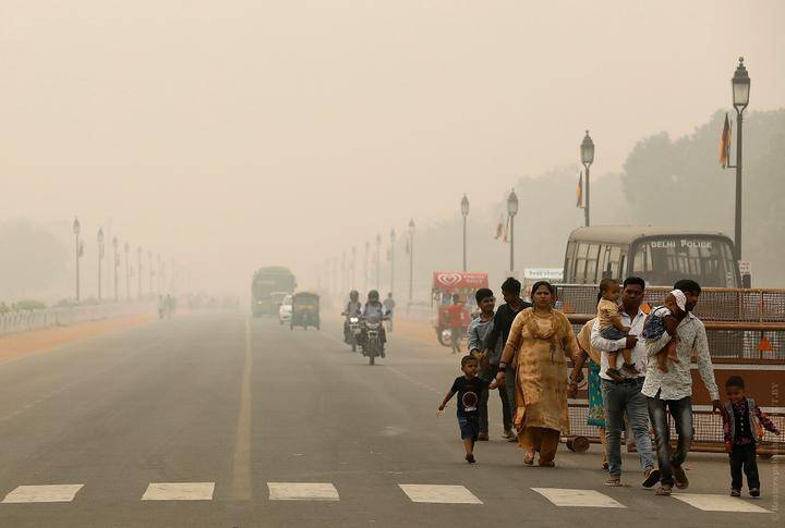 Уровень загрязнения воздуха в Дели достиг «невыносимого уровня»