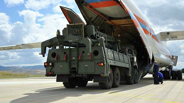 В Турции назвали срок выполнения второй фазы контракта с Россией по С-400