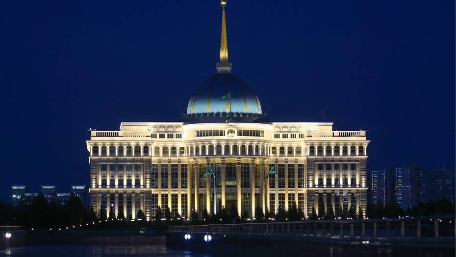 В Казахстане запретили вывоз нефтепродуктов автотранспортом