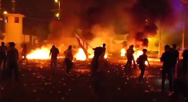 Полиция в Ираке открыла огонь по протестующим в Багдаде