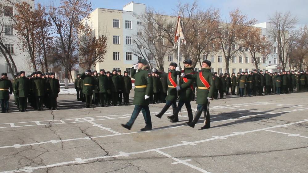 Видео: легендарный Александрийский полк возродили в России