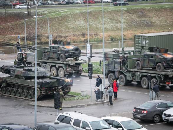 Литву заполонят натовские танки: ожидаются масштабные военные учения