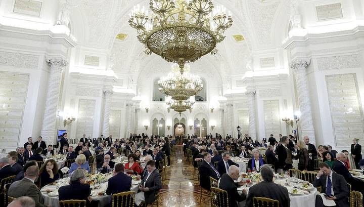 Вручение премий в Кремле: стало известно, чем угощали гостей