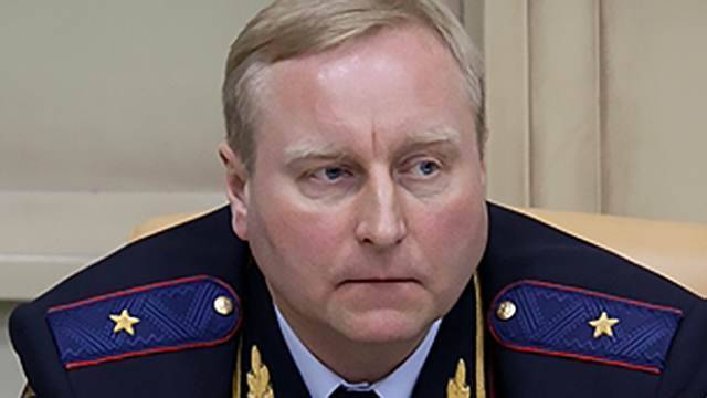 Путин уволил обвиняемого в мошенничестве генерала Мельникова