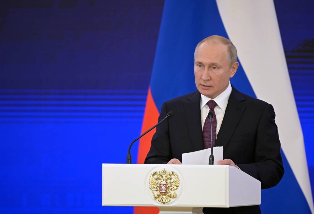 Путин напомнил об открытости к сотрудничеству культуры русского мира