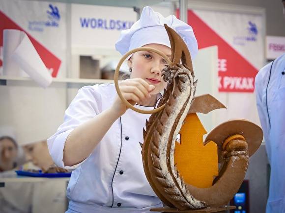 Путин поблагодарил хлебокомбинат «Макфы» и ЕЭТК за подготовку лучших пекарей страны