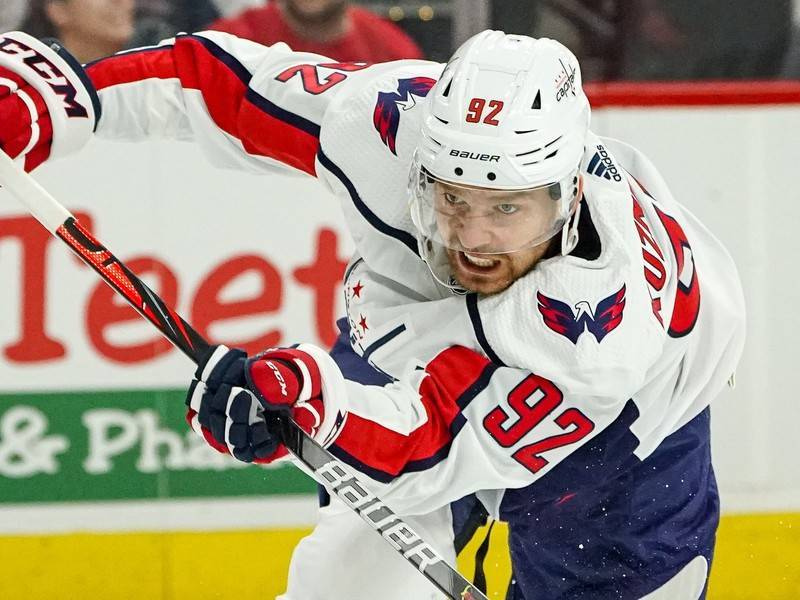 Кузнецов стал третьей звездой дня в НХЛ