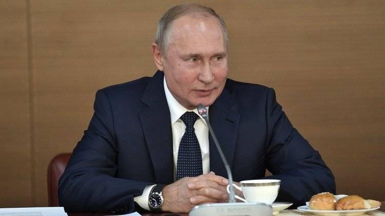 Путин считает, что День народного единства знаменует сплоченность россиян