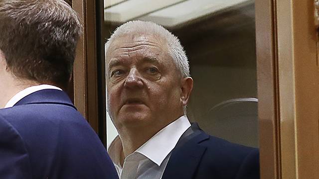 Песков не знает, поступило ли в Кремль прошение о помиловании Берга