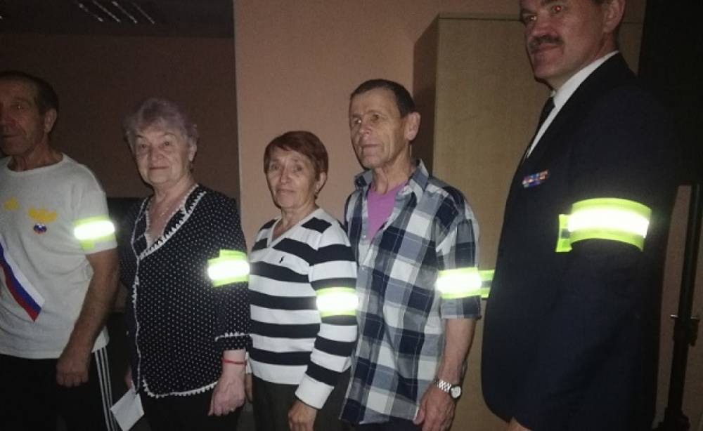 Около трех тысяч пенсионеров Коми получат световозвращающие повязки