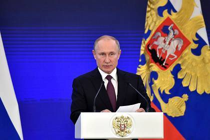 Путин назвал инициаторов войны против русского языка