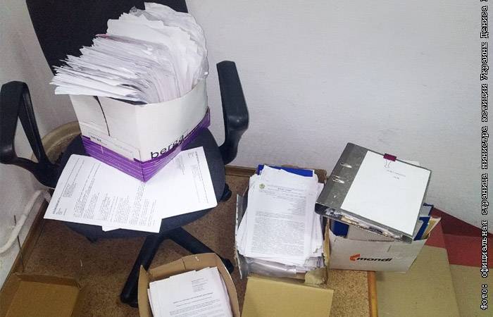 В Минюсте Украины нашли спрятанные ящики с документами о коррупции