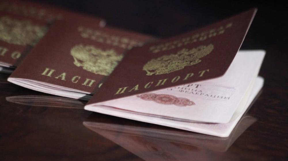 В Вологодском районе ребятам торжественно вручили паспорта