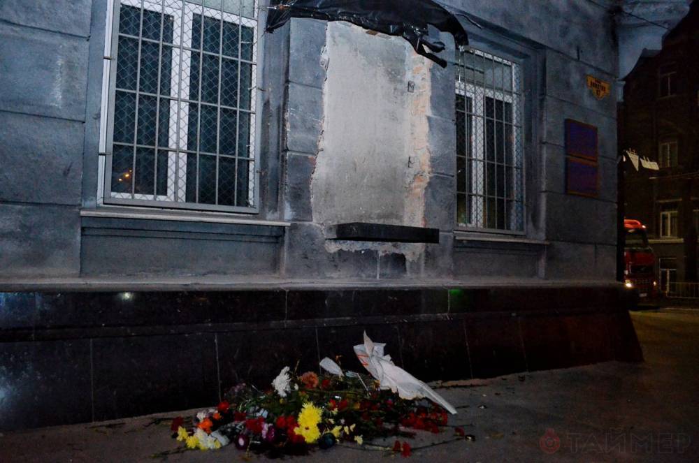 Одесский общественник замерил падение турпотока количеством разбитых барельефов и сожжённых людей