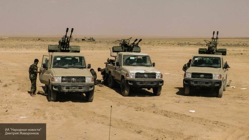 Армия Сирии вступила на освобожденные от курдских боевиков земли восточной границы провинции Ракка