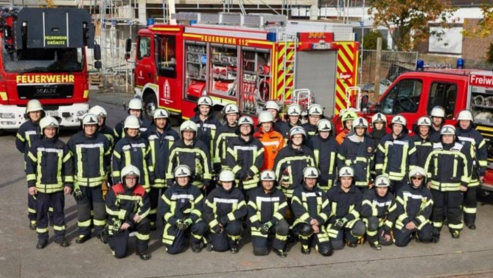 В Германии начинают в принудительном порядке брать людей в пожарную службу