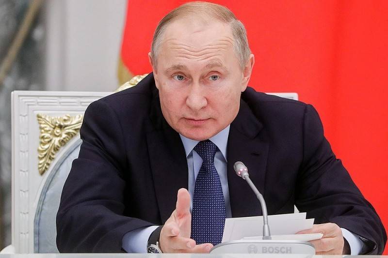 Владимир Путин: Пусть хоть еще три Толстых и четыре Пушкина появится, русский язык учить не будут, если Россия не будет сильной