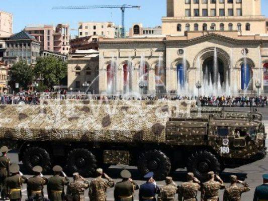 Калашников: Армении грех обижаться на Россию в вопросе оружейных поставок