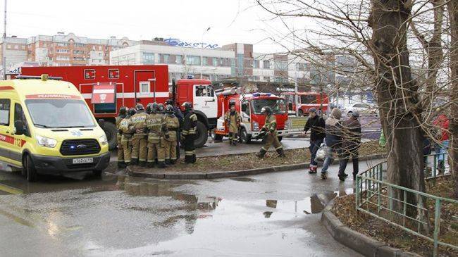 В Казани горел многоэтажный дом — спасли 28 человек, из них 13 детей
