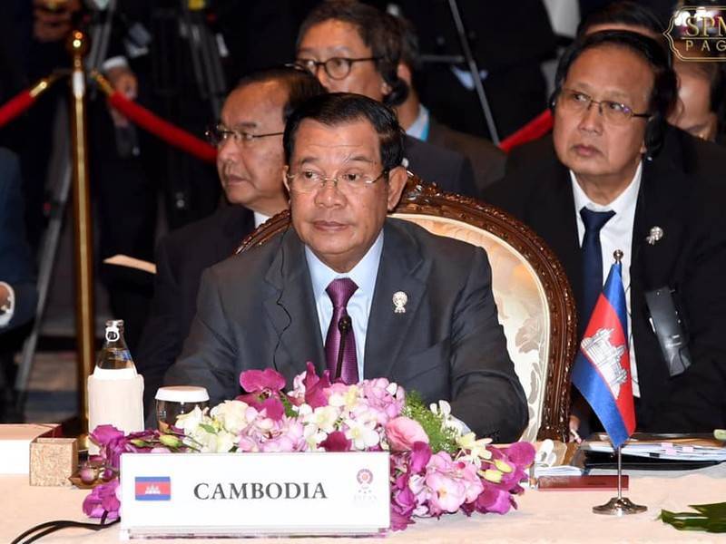 Медведев считает свои встречи с премьером Камбоджи «доброй традицией»