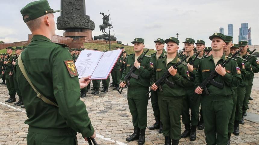 В России может вернуться понятие «военная тайна»