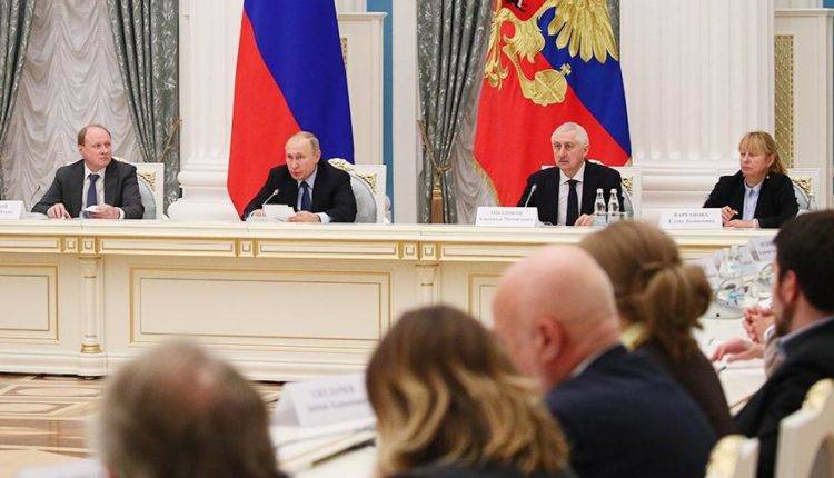 Путин рассказал о войне «пещерных русофобов» с русским языком