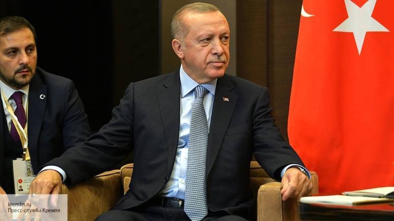 Турки положительно отнеслись к операции Эрдогана против курдских боевиков в Сирии
