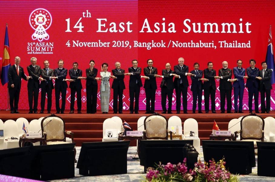Большинство лидеров АСЕАН проигнорировали саммит с США