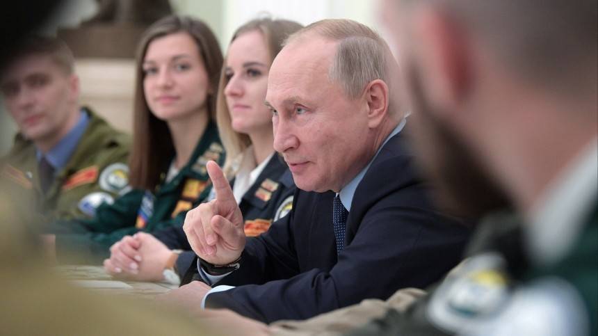 Путин раскритиковал министра науки и высшего образования из-за бюджетных мест
