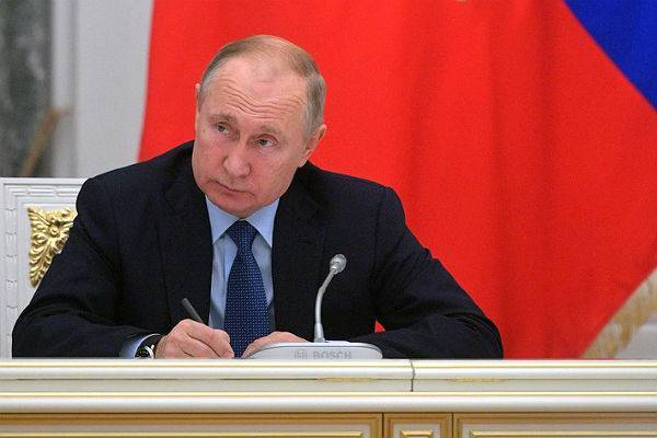 Путин рассказал о войне, объявленной русскому языку «пещерными русофобами»