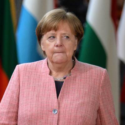 Демонстранты освистали канцлера Германии Ангелу Меркель