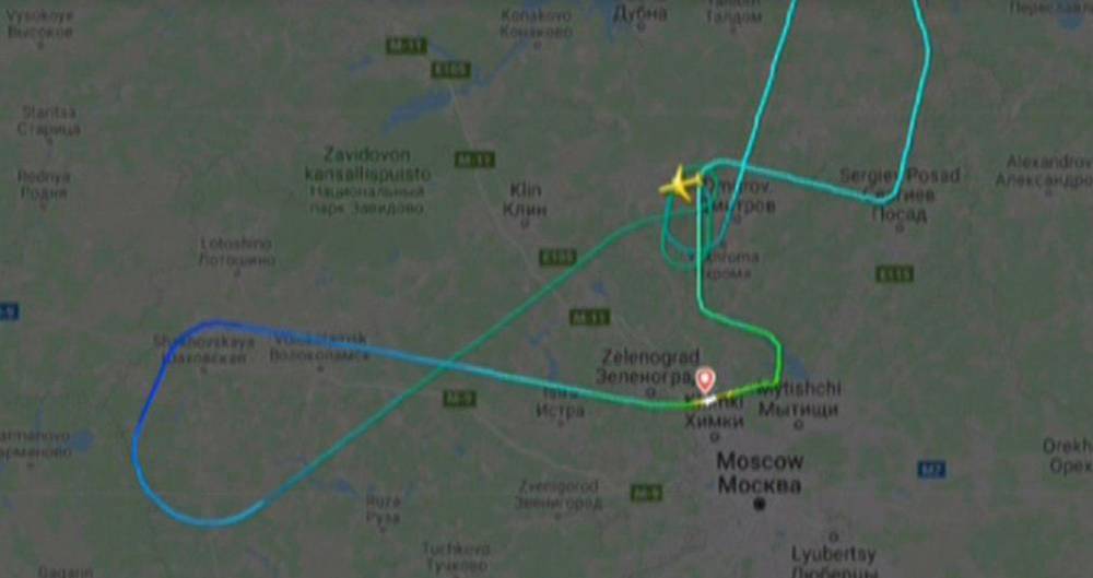 Пассажирский самолет экстренно сел в Шереметьево