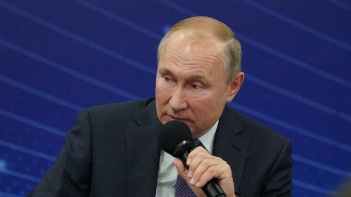 Путин раскритиковал главу Минобрнауки за систему распределения бюджетных мест в вузах