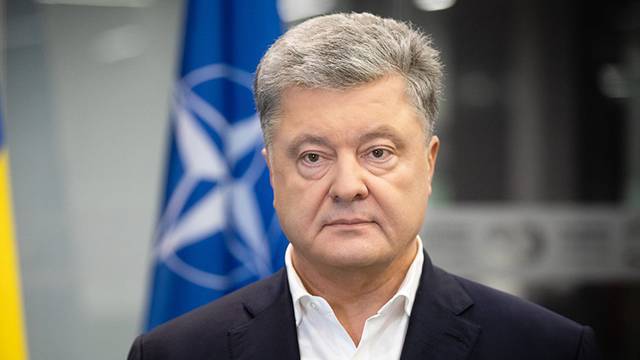 Порошенко не явился на допрос в Госбюро расследований Украины