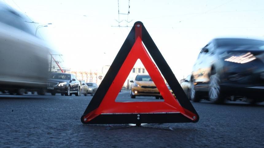 Фото: Audi влетела в КАМАЗ в Курской области, пятеро человек погибли