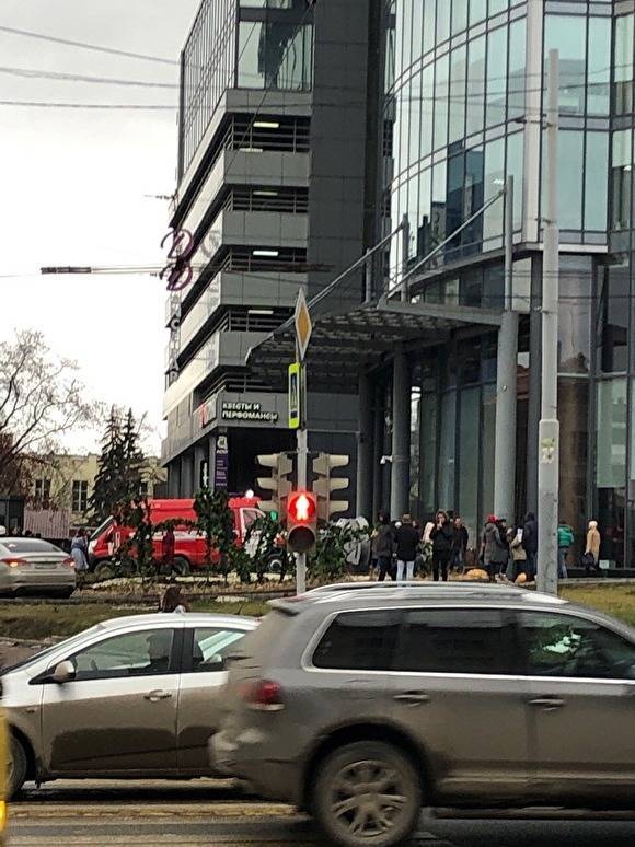 В Екатеринбурге из небоскреба «Высоцкий» эвакуируют людей