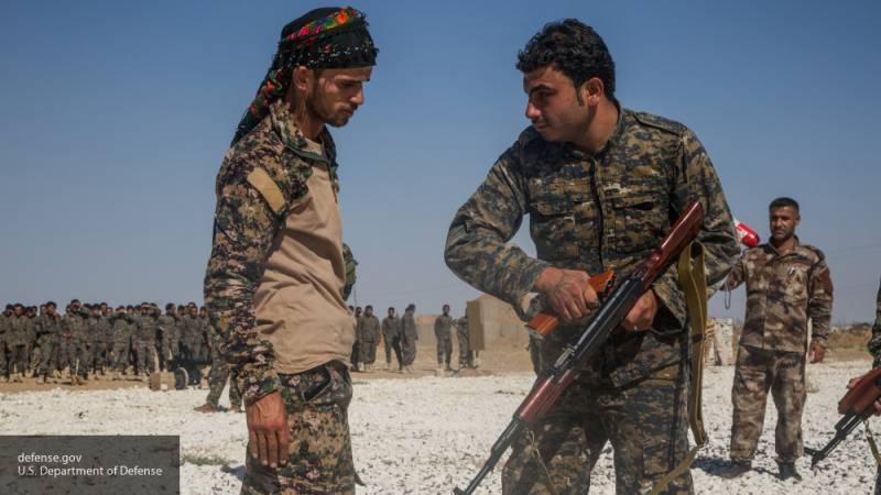 Системное вооружение США банд курдов в Сирии осложнит отношения с Турцией, считает эксперт